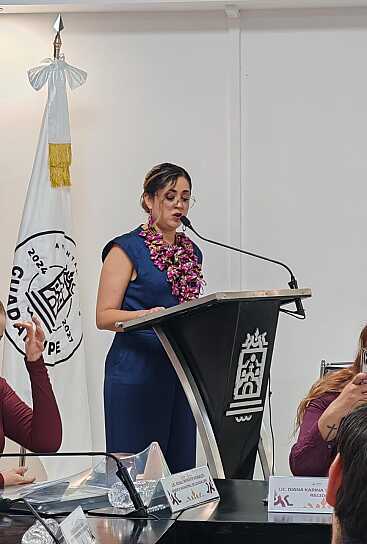 FIJA PATY MOLINA POSTURA OPOSITORA Y SEÑALA PENDIENTES EN GUADALUPE