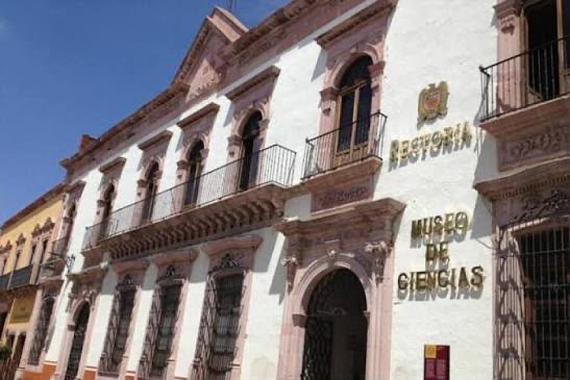CUESTIONA GRUPO FRANCISCO GARCÍA SALINAS MANEJO FINANCIERO DE UAZ