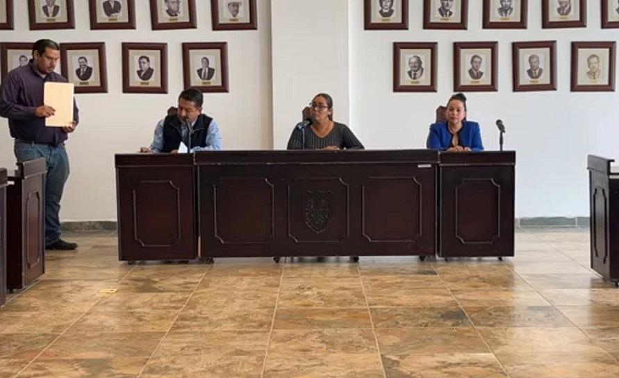 APRUEBA CABILDO CONFORMACIÓN DE COMISIÓN DE ENTREGA - RECEPCIÓN 