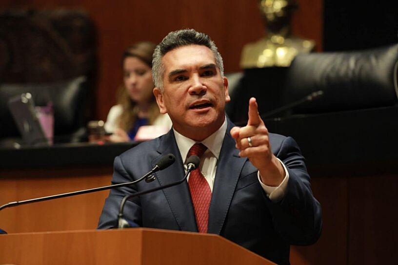 ACUSA ALITO MORENO A ADÁN AUGUSTO DE ESTAR PROTEGIDO POR EL PODER