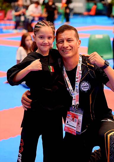 CONQUISTA MAYA BAÑUELOS CAMPEONATO MUNDIAL JUVENIL DE KICKBOXING EN ITALIA