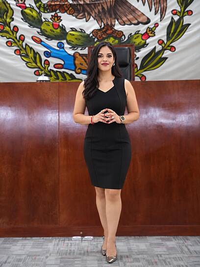 PRESENTA ISADORA SANTIVAÑEZ SEGUNDO INFORME CON 14 INICIATIVAS LEGISLATIVAS