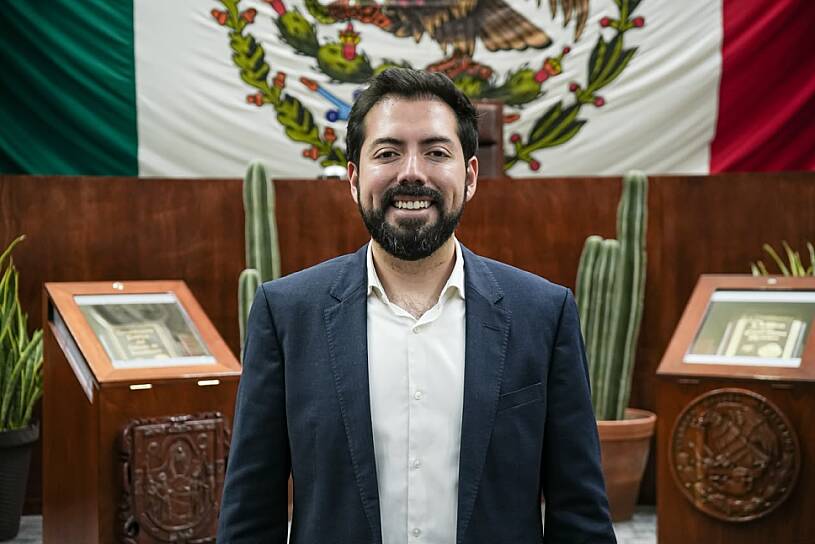RESPALDA SANTOS GONZÁLEZ INICIATIVA CERO DEUDA Y PRIORIZARÁ SU ANÁLISIS