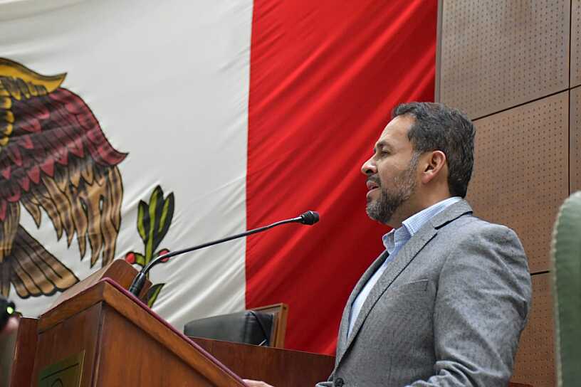 PROPONE MARCO VINICIO PROTEGER LOS DERECHOS DE LOS DEPORTISTAS