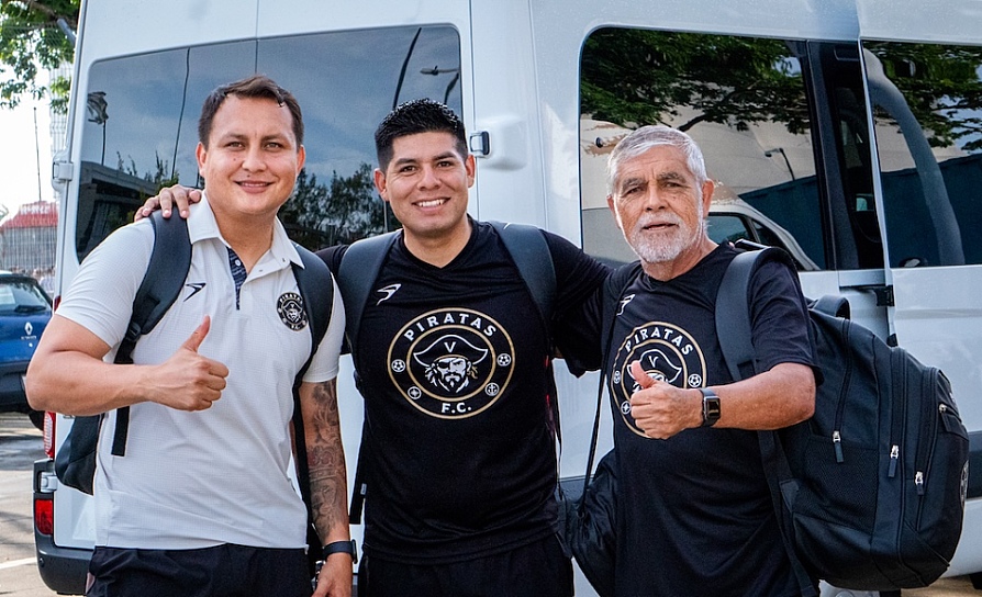 VISITAN PIRATAS DE VERACRUZ A MINEROS EN JORNADA 10