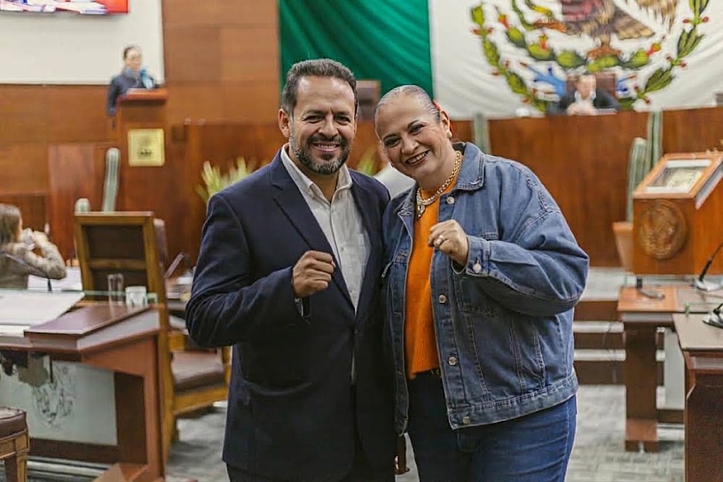 EXIGE BANCADA NARANJA MANTENER ESCUELAS LIBRES DE PROSELITISMO POLÍTICO