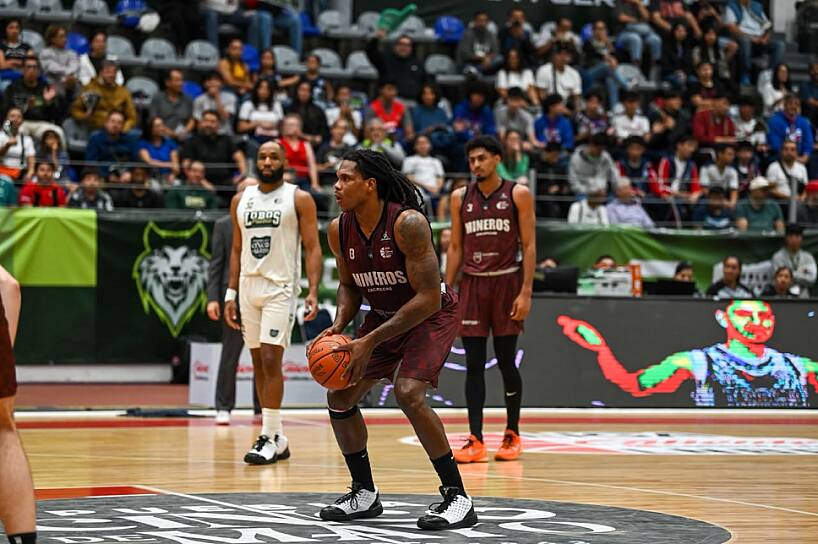 CAEN MINEROS ANTE LOBOS EN PRIMER JUEGO DE PUEBLA