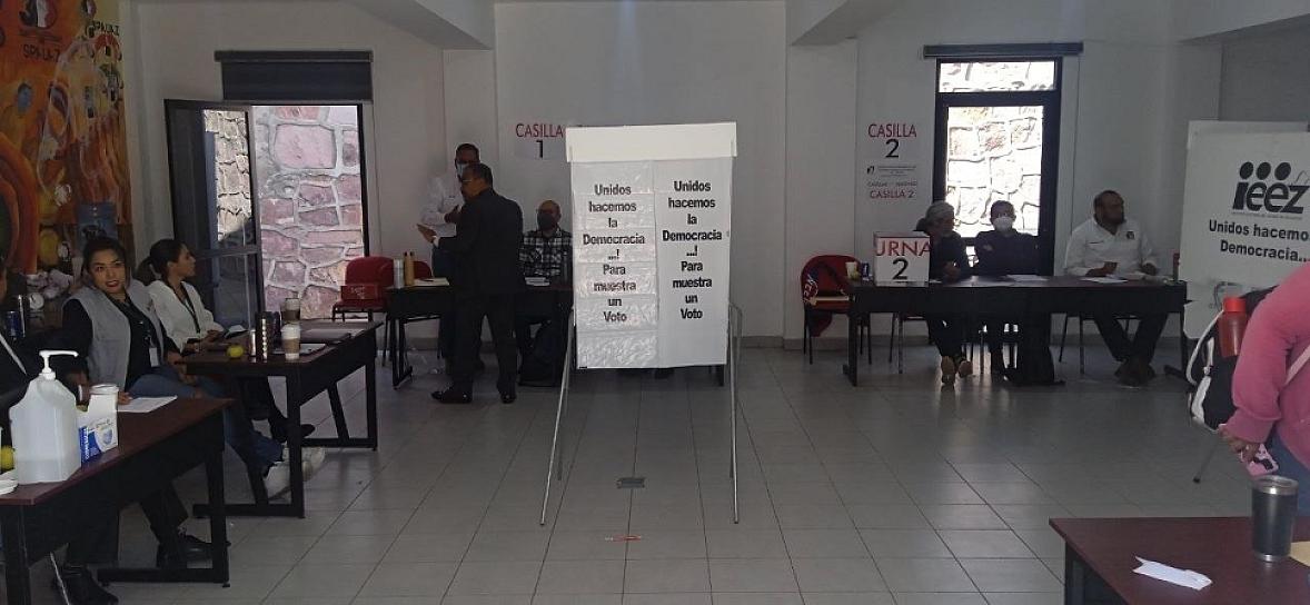 APRUEBAN LEGITIMACIÓN DEL CCT DEL SPAUAZ