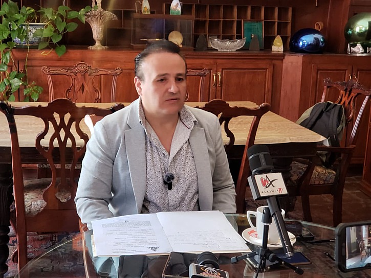 DENUNCIA TOÑO GIRÓN DAÑO A SU IMAGEN Y EXIGE DISCULPA PÚBLICA