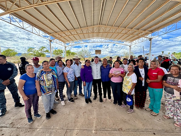EVALÚA DAVID MONREAL DAÑOS POR INUNDACIONES EN TANQUECILLOS, MAZAPIL