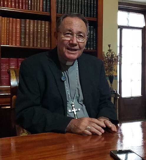 LLAMA SIGIFREDO NORIEGA A CONSTRUIR PAZ TRAS 50 AÑOS SACERDOTALES