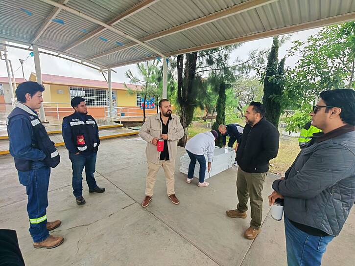 ATIENDE MUNICIPIO DE GUADALUPE DAÑOS EN PRIMARIA MANUEL ÁVILA CAMACHO