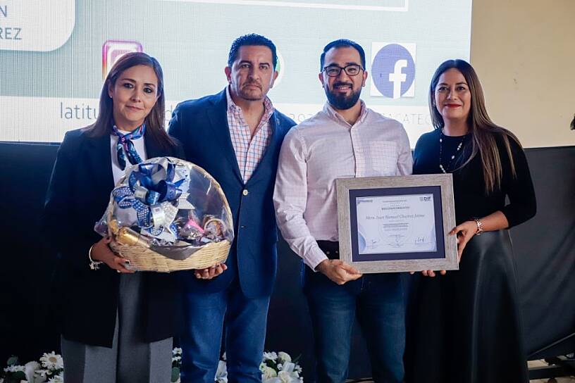  REALIZA SMDIF FRESNILLO CONFERENCIA SOBRE DUELO ANTE DESAPARICIÓN DE FAMILIARES