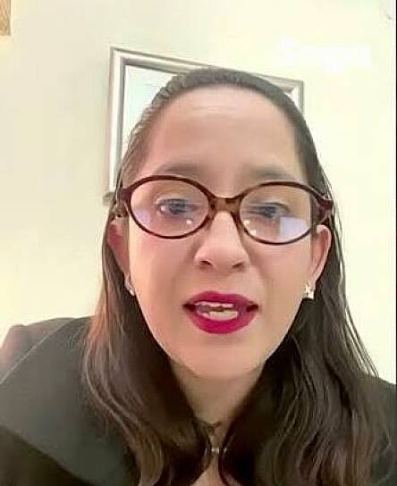 EMILIA PIDE SACAR EL MACHISMO DE LA TRIBUNA