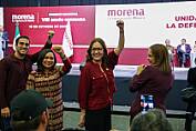 RINDE VERO DÍAZ PROTESTA COMO COORDINADORA ESTATAL DE MORENA