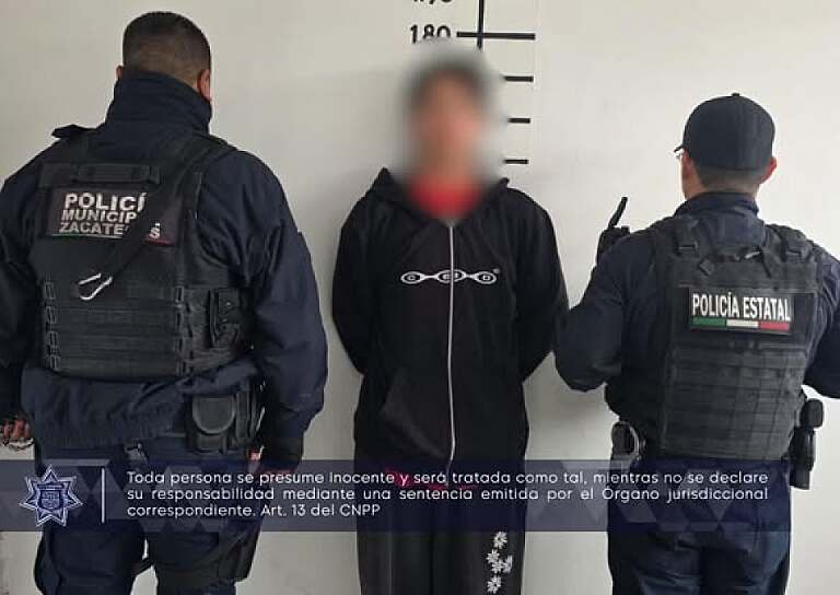 DETIENEN A JOVEN QUE INTENTÓ ASALTAR A UN CHOFER DE TRANSPORTE PÚBLICO
