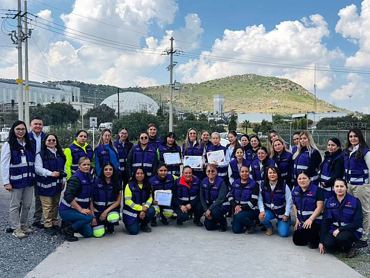 CAPACITAN A TRABAJADORAS DE MINERA SAUCITO EN PREVENCIÓN Y ERRADICACIÓN DE VIOLENCIA