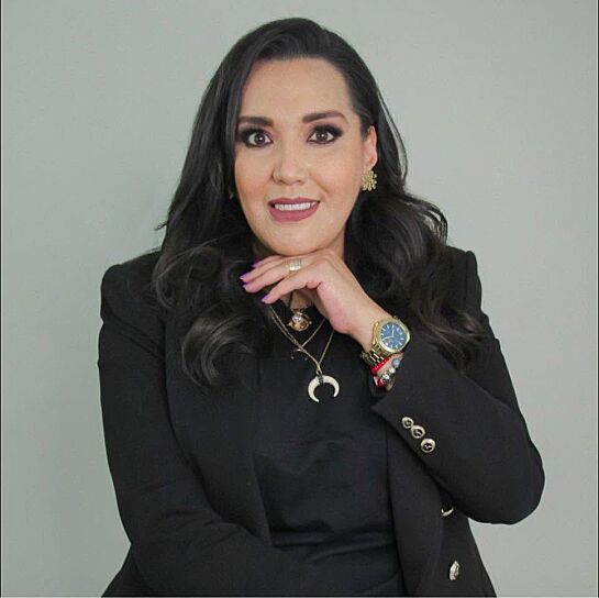 DIANA LLEGA CON UNA TAREA NADA SENCILLA