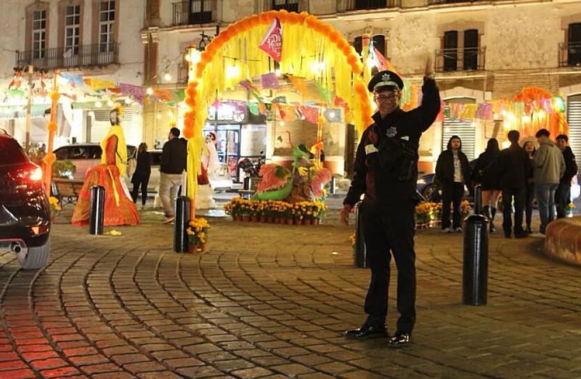 ANUNCIA POLICÍA VIAL CIERRES DE CALLES POR DESFILE DE DÍA DE MUERTOS