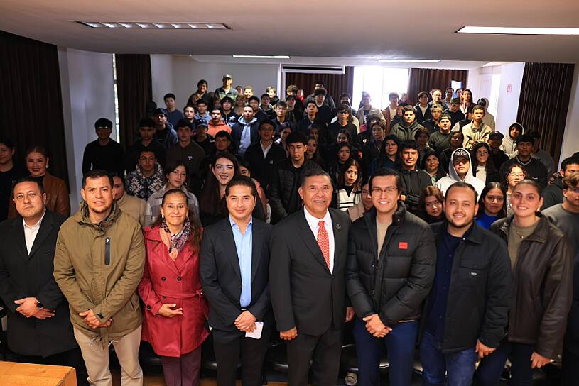 IMPULSAN IDEAS PARA EL EMPRENDIMIENTOEN JÓVENES DE LA CAPITAL