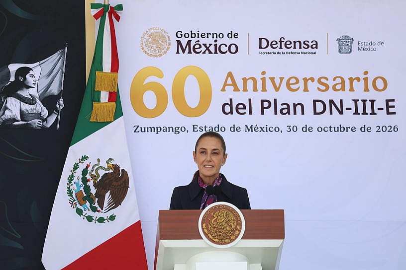 CONMEMORA CLAUDIA SHEINBAUM 60 AÑOS DEL PLAN DN-III-E CON RECONOCIMIENTOS MILITARES