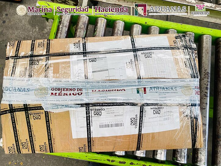 ASEGURAN 2.5 KILOS DE PRESUNTA DROGA OCULTOS EN JUGUETES EN AICM