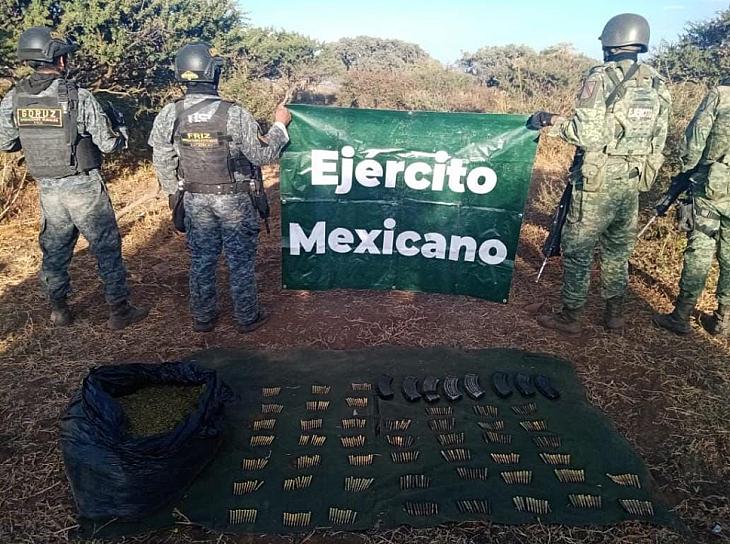 ASEGURAN MÁS DE 20 KG DE MARIHUANA, ARMAS Y CARTUCHOS EN VILLANUEVA 