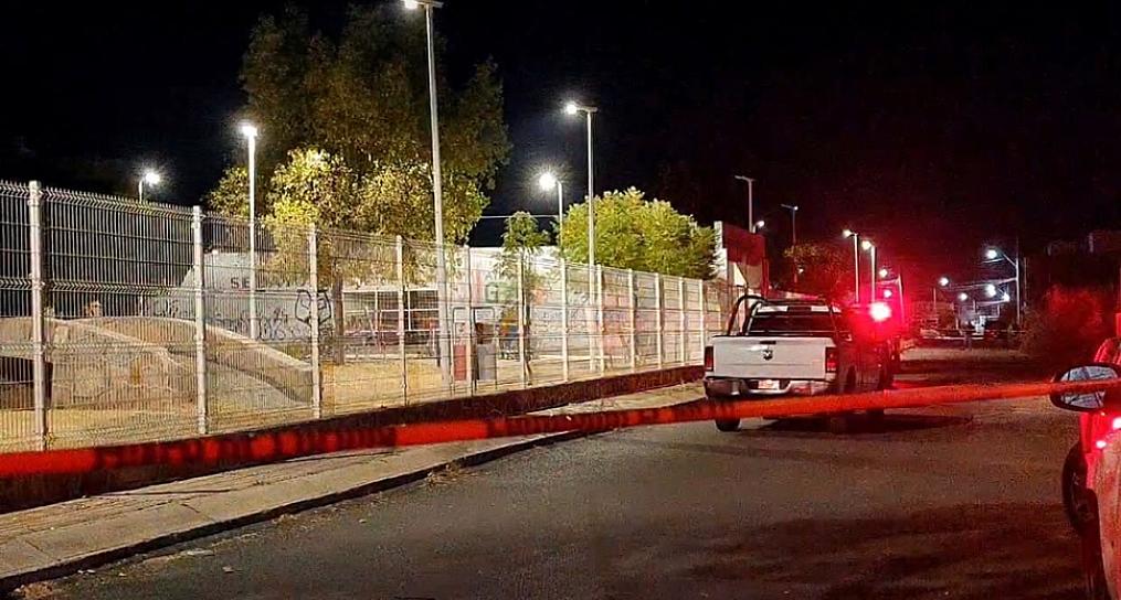 ASESINAN A 5 HOMBRES EN CANCHA DE FUTBOL RÁPIDO