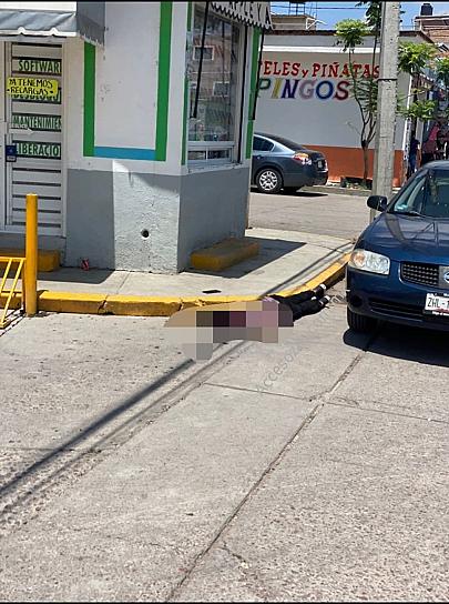 ASESINAN A DOS PERSONAS Y HIEREN A UN MENOR EN JEREZ