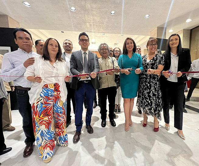 ASISTE BENNELLY HERNÁDEZ AL NOMBRAMIENTO DE PEDRO VALTIERRA COMO ‘CIUDADANO ILUSTRE’