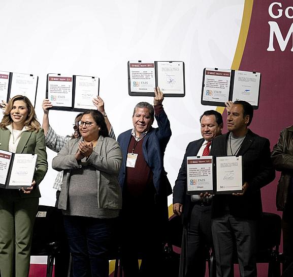 Asiste gobernador al Encuentro Nacional Municipal convocado por Claudia Sheinbaum