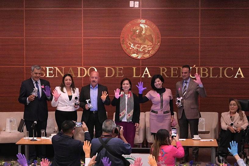 Asume Amalia García compromiso hacia personas con enfermedades raras