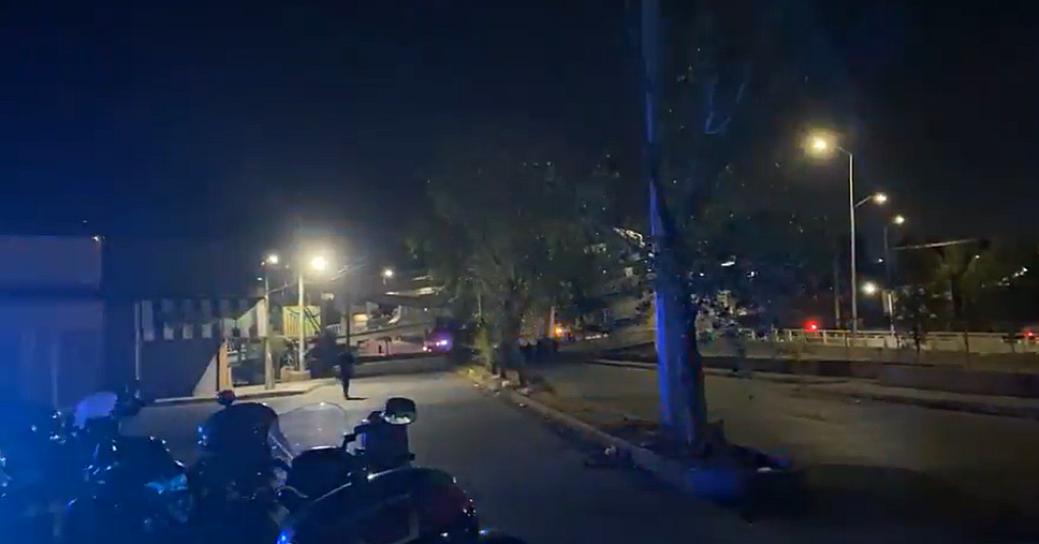ATACAN A BALAZOS A UNA FAMILIA; HAY 4 HERIDOS 