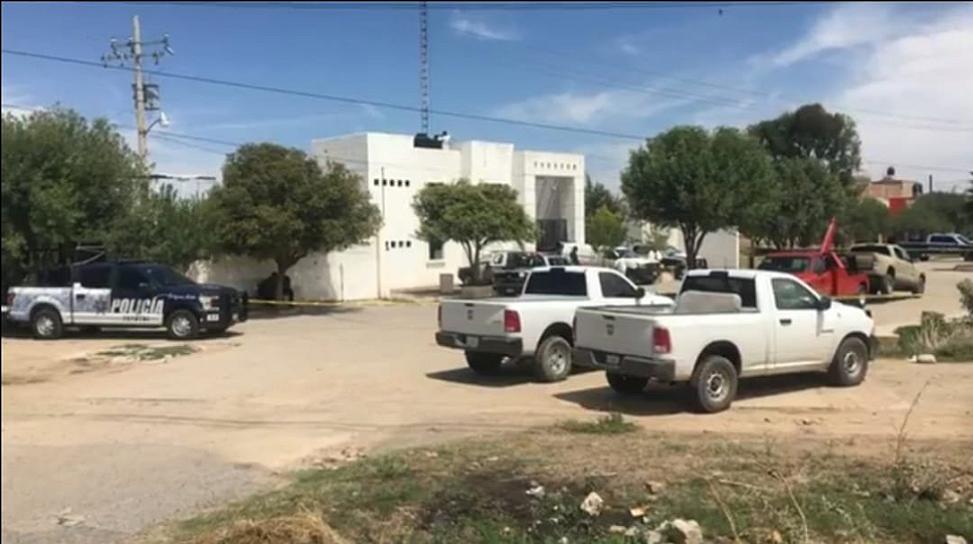 ATACAN COMANDANCIA DE LUIS MOYA; ACRIBILLAN A DOS POLICÍAS ESTATALES 