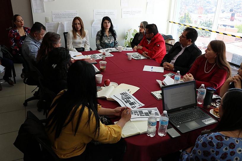 ATENDER EMBARAZOS ADOLESCENTES, PRIORIDAD DE LA ADMINISTRACIÓN ESTATAL