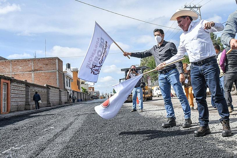 ATIENDE CHÁVEZ PADILLA RESCATE DE CARRETERAS 