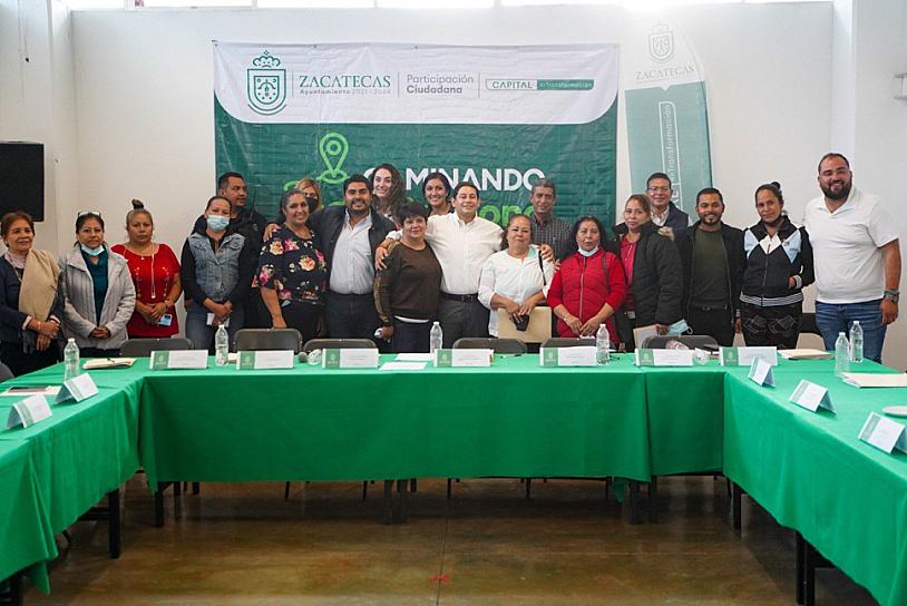 ATIENDE JORGE MIRANDA SOLICITUDES DE CAPITALINOS