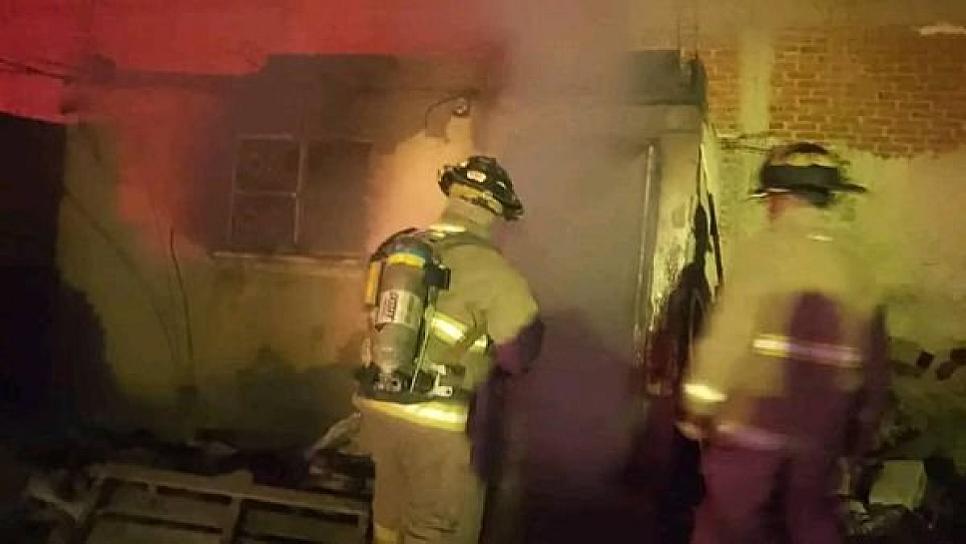 ATIENDEN  BOMBEROS DE LA CAPITAL INCENDIO EN BOQUILLAS