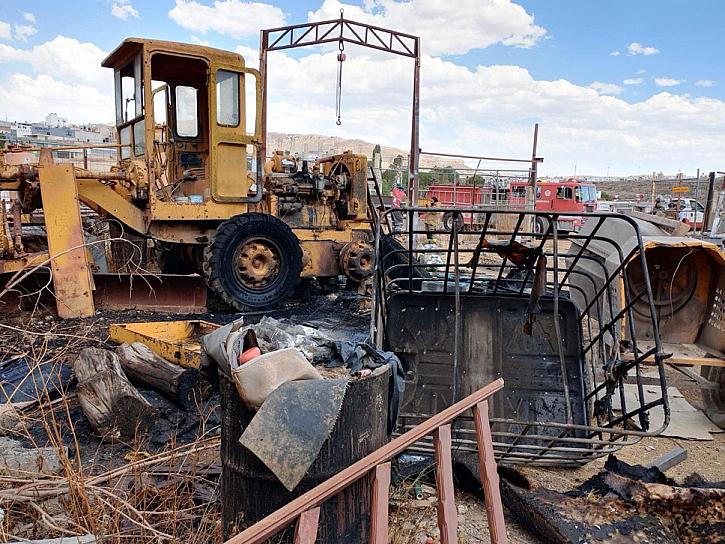ATIENDEN BOMBEROS DE PC INCENDIO DE VEHÍCULO EN COLONIA HUERTA VIEJA 