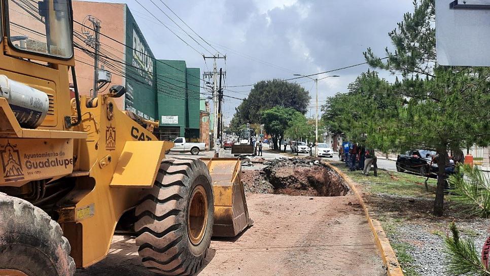 ATIENDEN DOBLE SOCAVÓN DE LA VIALIDAD ARROYO DE LA PLATA