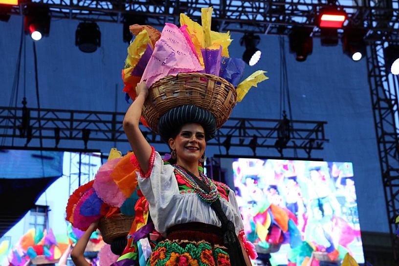 ATRAPA EL FOLCLOR LOS ESCENARIOS DE ZACATECAS