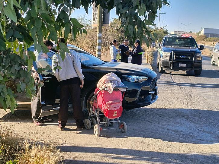 Atropellan a una mujer y a su hijo de brazos en la carretera a San Ramón 
