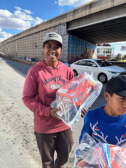 Llevan esperanza a hogares zacatecanos en situación vulnerable con mil cenas navideñas