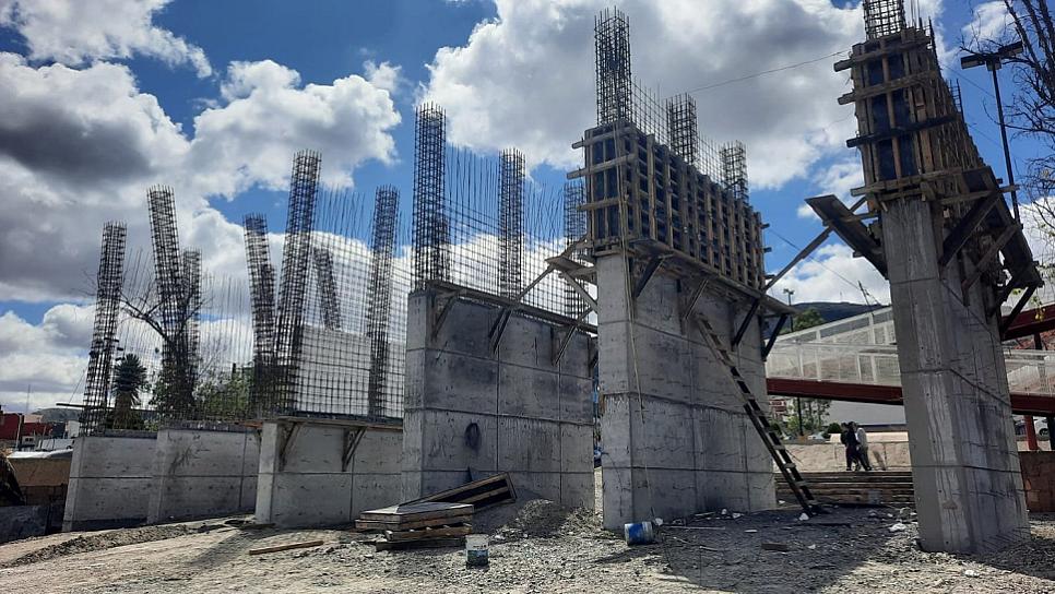 AVANZA CONSTRUCCIÓN DE GIMNASIO EN PARQUE ARROYO DE LA PLATA