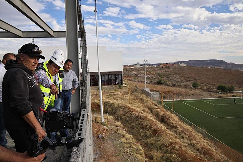 AVANZA CONSTRUCCIÓN DE GIMNASIOS DE ALTO RENDIMIENTO 
