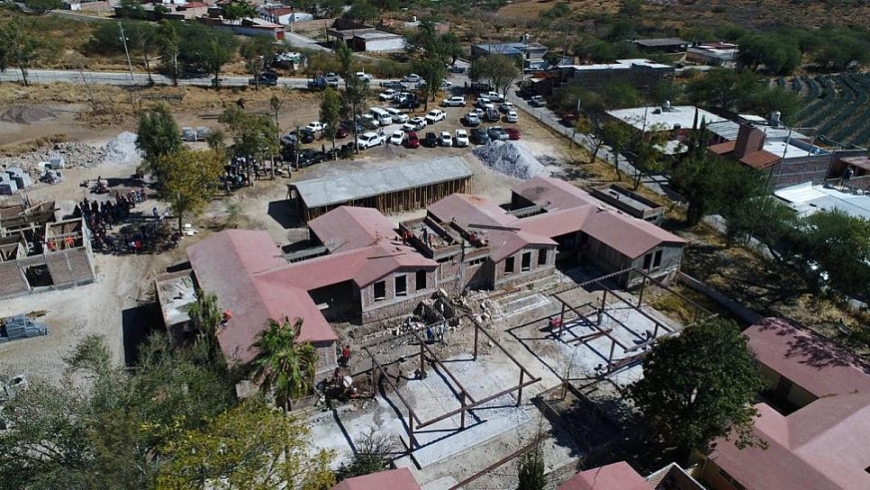 AVANZA CONSTRUCCIÓN DE LA CASA DEL BIENESTAR EN APOZOL