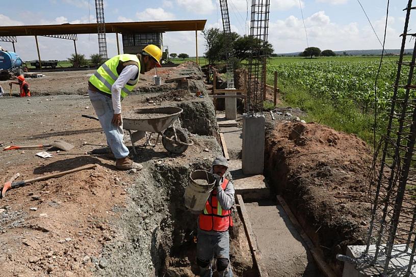 AVANZA CONSTRUCCIÓN DEL COMPLEJO DE ALMACENAMIENTO