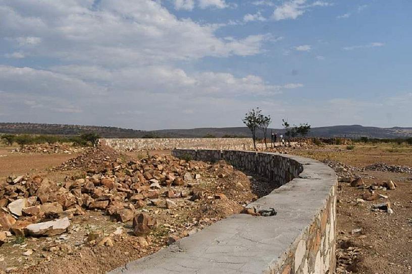 AVANZA CONSTRUCCIÓN DE LIENZO CHARRO EN AMECA EL VIEJO 
