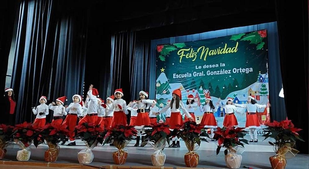 AVANZA FESTIVAL NAVIDEÑO 2023 EN FRESNILLO 