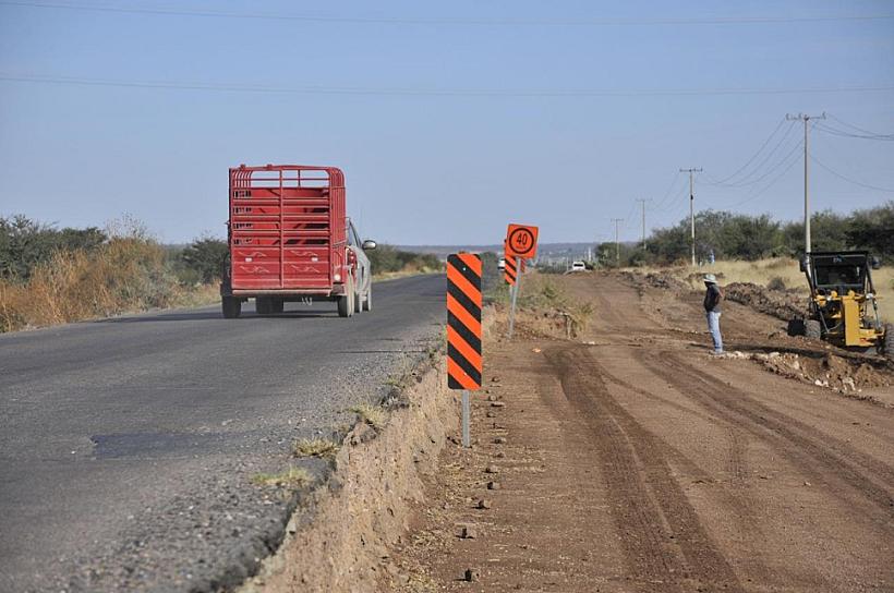 Avanza modernización y rehabilitación de carreteras estatales